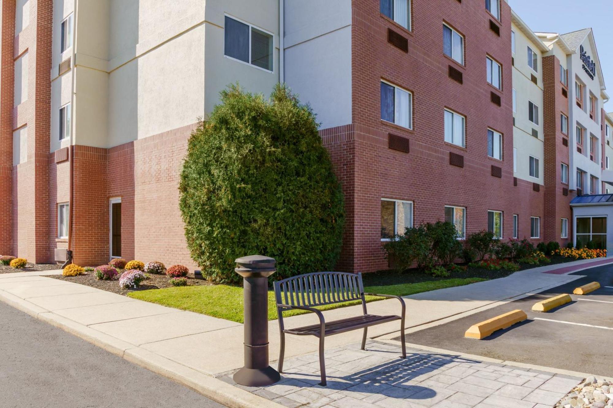 Fairfield Inn Philadelphia Airport Exterior photo